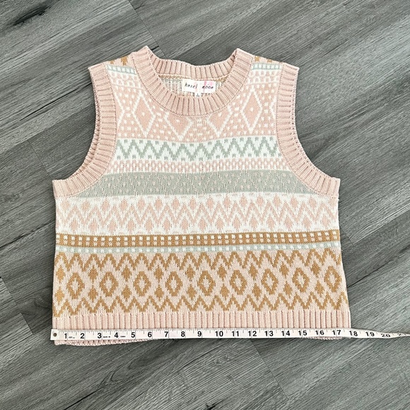 Hazel Moon Sweater Vest Knit Top Pink - Picture 7 of 10